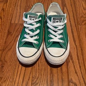 Converse green